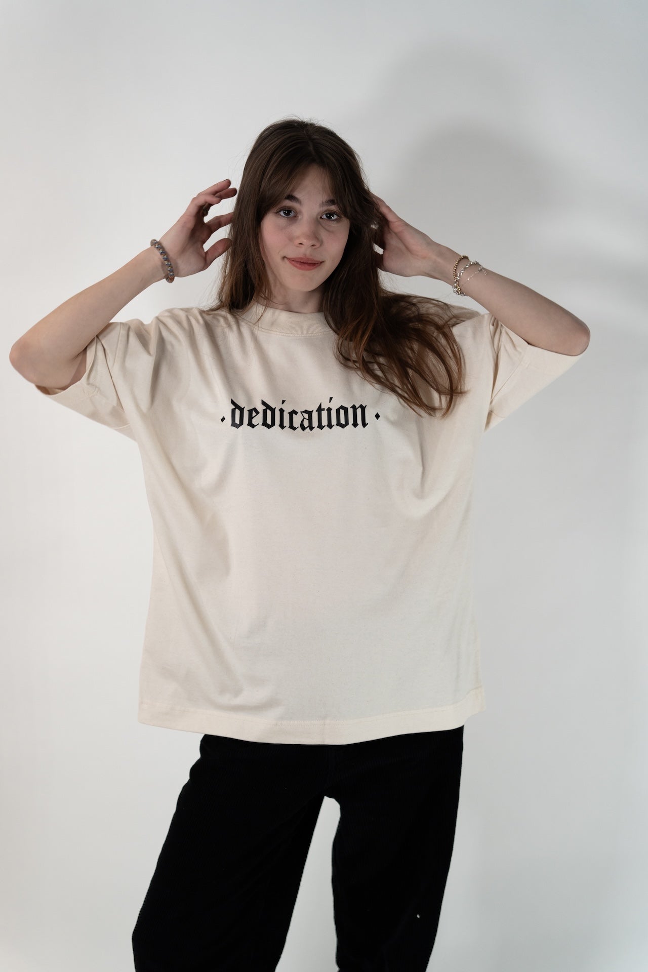 Oversize T-Shirt "Dedication" Beige