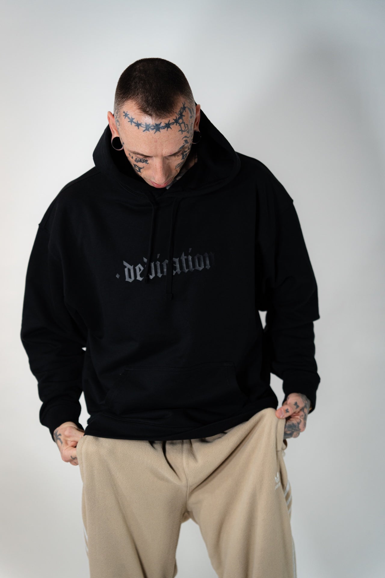 Oversize Hoodie "Dedication" Schwarz